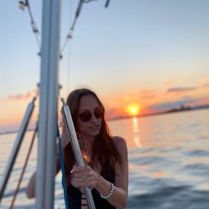 Meet your Posher, Gabrielle